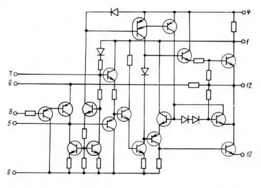 Circuito interno del K174YH7.webp